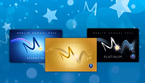 3 Cards Glow FINAL (1)