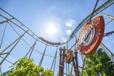 Guests riding Collossus