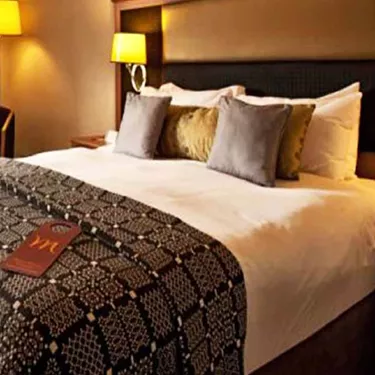 Mercure London Staines Room