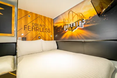 Thorpe Shark Cabins At Thorpe Park Hyperia Room