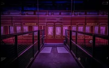 Derren Brown's Ghost Train, Hanging Train Doors