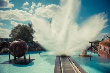 Tidal Wave Water Ride Splash