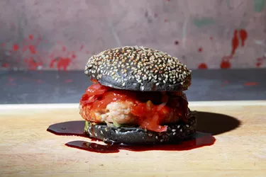 Terminus Burger, The Walking Dead themed burger