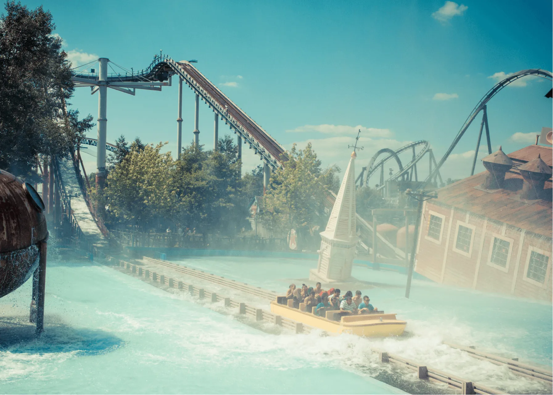 Tidal Wave Water Soaking Thrill Ride Thorpe Park Resort