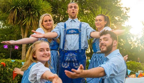 Oktoberfest 2022 19 Website 7X5