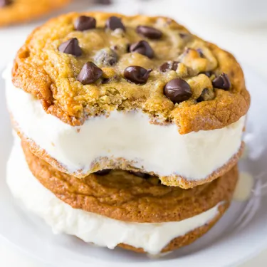 Cookies N Creamery