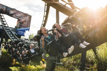 Close Up of guests on The Swarm Rollercoaster