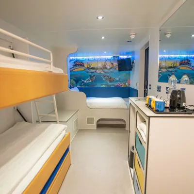 Standard Thorpe Shark Cabin