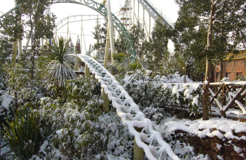 Colossus Rollercoaster Covered In Snow
