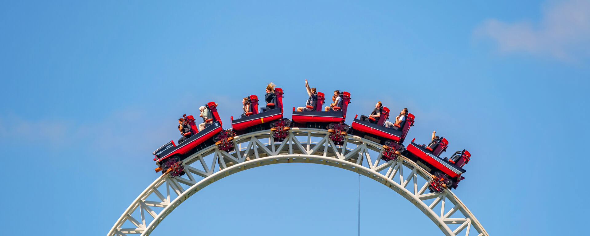 www.thorpepark.com