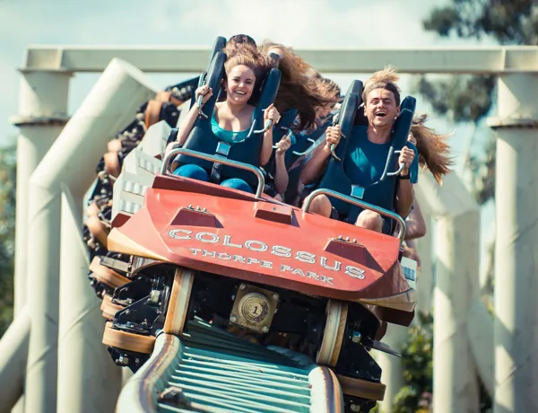 Colossus Rollercoaster Twist