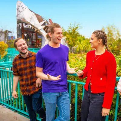 4 guests stood out6side of the shark cabins hotel
